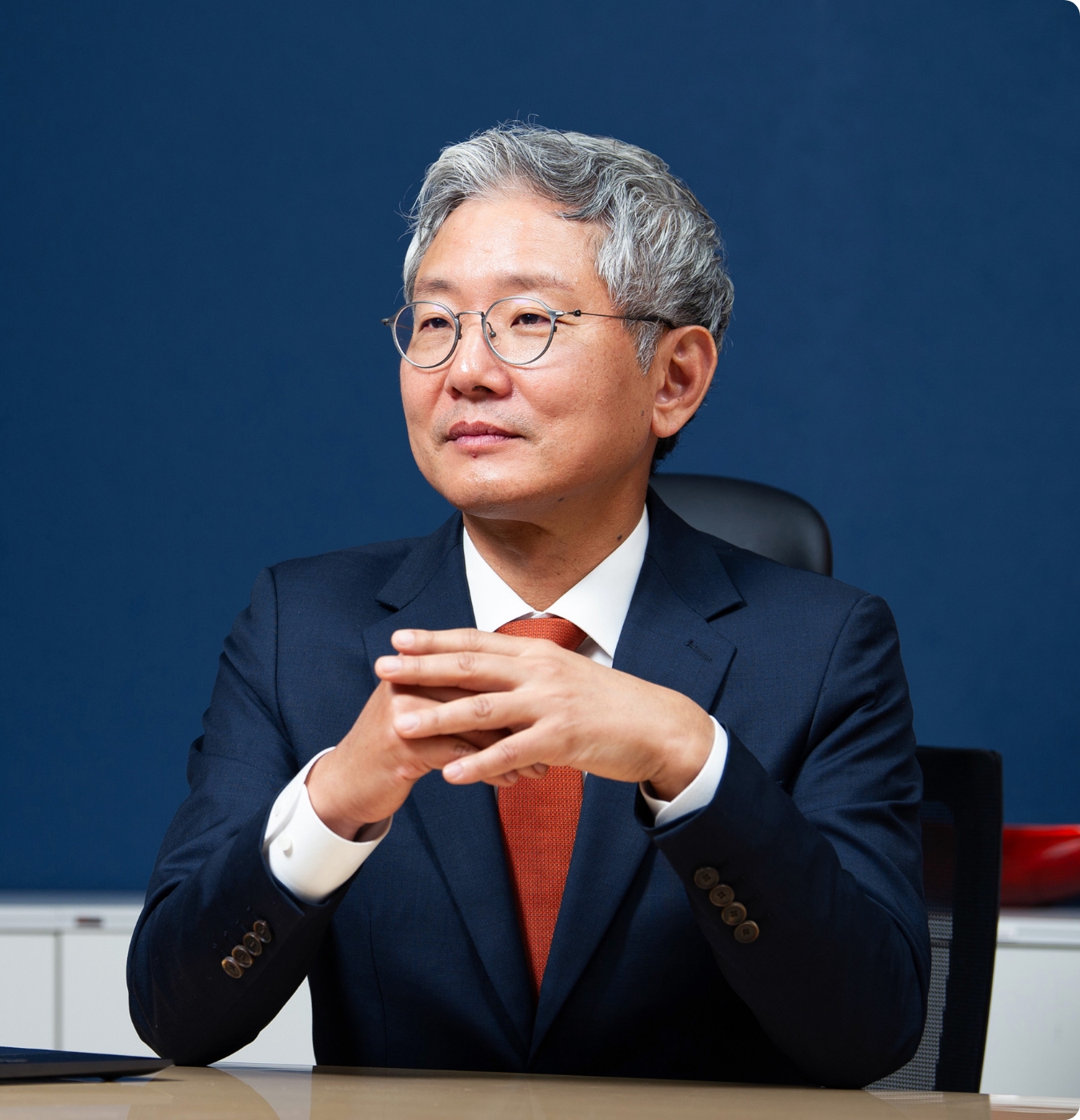 김휘중 대표이사 이미지